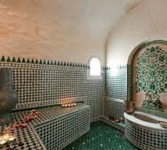 Coiffures Chignons De La Mariee Dziriya Magazine Turkish Bath House Turkish Bath Hammam Towels