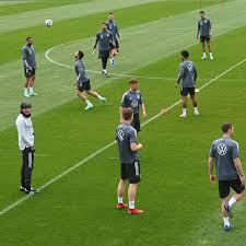 Auf den außenbahnen verfügt der dfb em 2020 kader über mehrere erstklassige optionen. Jogis Team Nimmt Langsam Form An Hummels Und Kroos Sind Fit Und Dabei Stern De