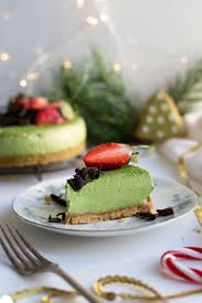 Super Smooth And Creamy Matcha And Ginger Cheesecake Easy And Delicious Cake Perfect Centrepi Low Carb Cheesecake Matcha Cheesecake Recipe Cheesecake Recipes