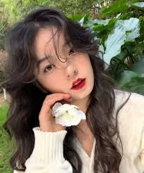 10 kiểu tóc xoăn Hong Kong vô cùng đẹp hô biến diện mạo