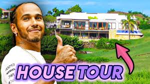 A house valued at more than seven million euros and one that has its own pier and even a heliport. Neymar Jr House Tour 10 Million Rio De Janeiro Mansion Youtube