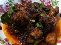 Hidangan ni sangat lah wangi, cukup rasa pedas dan berempah nya. Surayamsyed Ayam Kam Heong