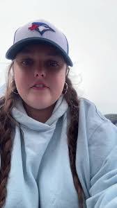 Katelyn Wick's Instagram, Twitter & Facebook