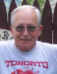 Bruce Barcus's Instagram, Twitter & Facebook