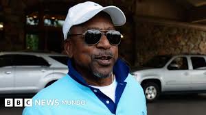 Quién es Robert L. Johnson, el primer multimillonario negro de Estados  Unidos