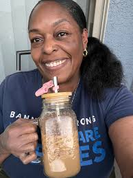 Told you i was addicted to El salvador 😍😍😍😍😍 with cinnamon topping  ❤️❤️❤️❤️❤️