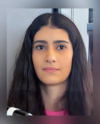 PLEASE DON'T SCROLL PAST MY DAUGHTER 💔 "Since December 16, my 15-year-old  daughter Madelyn has been gone. Every time my phone rings, I hold my  breath, praying for the words 'We found