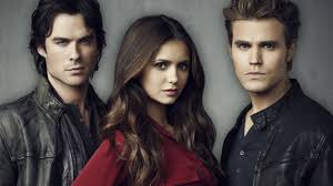 مشاهدة وتحميل مسلسل الرعب والفانتازيا يوميات مصاص دماء the vampire diaries s05 hd الموسم الخامس مترجم اون لاين وتحميل مباشر مسلسل the vampire diaries s05e21 online موسم 5 مترجم اونلاين. Ù…Ø³Ù„Ø³Ù„ The Vampire Diaries Ø§Ù„Ù…ÙˆØ³Ù… Ø§Ù„Ø§ÙˆÙ„ Ø§Ù„Ø­Ù„Ù‚Ø© 1