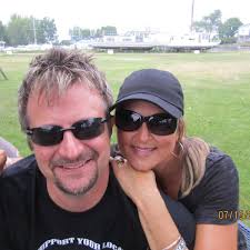 21.9 liters of smokey, oil leaking, raw American power....