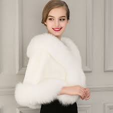 Check spelling or type a new query. 63 Ideas De Estolas Chaquetas De Novia Estola De Piel Abrigo De Novio