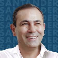 Humberto Zarate's Instagram, Twitter & Facebook