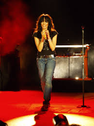 Auch deutschsprachige musik konnten in den 80er zunehmend an popularität gewinnen und war häufig in den musikcharts in deutschland vertreten. Nena Live In Der Salzburgarena Www Salzburglive Com