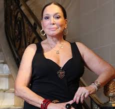 4,937 likes · 21 talking about this. Torcendo Para Babu Susana Vieira Detona Mulheres Do Bbb Sao Todas Mas Estrelando