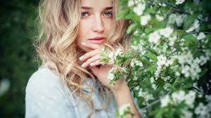 Just Bee (justbeecosmetics)