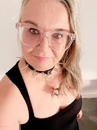 WDNC if that crease below our butt cheeks is furry! It's hot AF! 👙 We're  gonna wear the bathing suit and let that ass shag get some air! 🥵 We don't  have