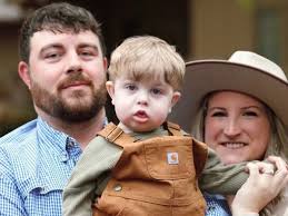 Fundraiser for Landon Barnhart by Sarah Barnhart : Fighting with Landon  Barnhart and family