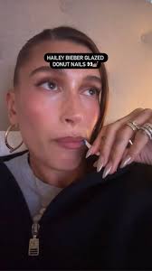 Doing my nails for the week 💅🏽✨ comment SHOP to be sent a DM with all the  nail supplies I used to recreate these nails 🫶🏽, #pressonnails #diynails  #glazeddonutnails #haileybiebernails #easydiynails