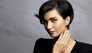 Denizli koltuk döşeme dekorasyon mobilya dekoratif koltuk örtüsü dekor mobilya denizli demir masa tuba buyukustun un makyajsiz hali begeni yagmuruna tutuldu. Tuba Buyukustun Un Makyajsiz Hali Sosyal Medyayi Yikti Gecti Sanirsin 25 Yasinda