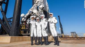 1 day ago · all the best to the crew of inspiration 4! vande hei wrote on twitter before spacex's launch. Slw0vexdenxstm