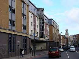 Featuring storage for belongings, parking and a vending machine, holiday inn express london city, an ihg hotel is set 1.9 km from tower of london in london. Holiday Inn Express London City Front Entrance Picture Of Holiday Inn Express London City Tripadvisor