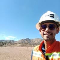 90+ perfiles de «Luis Granillo»