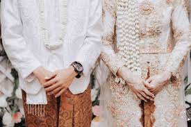 Let's embark on a journey of marriage, shall we? 45 Fascinating Wedding Traditions From Around The World