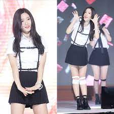 Kpop airport fashion (17) kpop stage fashion (8) kpop street fashion (3) youtube nadine felice (1) brown (3) beige (6) black (44) blue (28) green (10) grey (24) lilac (1) orange (4) pink (8) red (18) white (33) yellow (10) men (1) unisex (155) women (7) filter. K Pop Idols Who Pulled Off The Harness Fashion Trend Cuadros