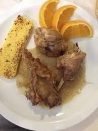 Un secondo piatto di carne bianca, insaporita dalle spezie e dalla lunga marinatura, reso particolare dall'aggiunta dell'uva, è perfetto da servire nei giorni di festa. Coniglio In Salmi Picture Of Agriturismo Petrigh Faedis Tripadvisor