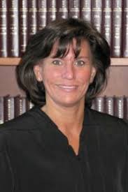 Janet Cain's Instagram, Twitter & Facebook