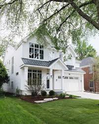 White Homes A Few White Exterior Paint Colors Hello Lovely In 2020 Modern Farmhouse Exterior White Exterior Houses House Exterior