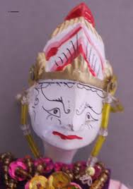 They are constructed similarly to wayang kulit figures, but from thin pieces of wood instead of leather, and, like wayang kulit figures, are used as shadow puppets. Indonesia Wayang Golek Rama Puppet National Costume Dolls