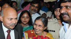 Political opponents seize on modi's revelation that he hasn't seen his wife in decades. Pm Modi S Wife Jashodaben On Her First Bihar Trip Calls For Empowerment Of Girls Latest News India Hindustan Times