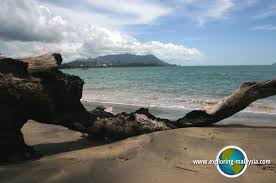 While the beach may not be very clean, where else can you see black sands? Pantai Pasir Hitam Langkawi Malaysia