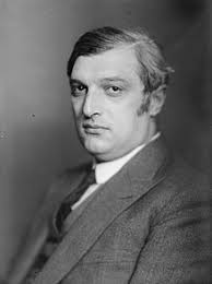 RICHARD STRAUSS, THE CONDUCTOR [from HANS HOTTER MEMOIRS 2006] Only a short  road leads from Clemens Krauss to Richard Strauss when I sang Jokanaan in  new SALOME in Munich 1937,KRAUSS conducting. Right