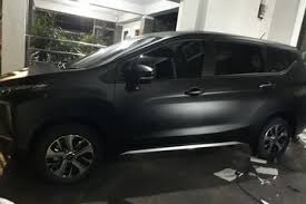 Tahun lalu, biaya pasang jok high grade sintetis, termasuk merk mbtech camaro, accura, mclaren, dan navaro, berkisar rp4,2 juta untuk dua baris dan rp4,8 jutaan untuk tiga baris. Bodi Xpander Dibungkus Warna Hitam Doff Siapkan Rp 4 5 Jutaan Gridoto Com