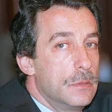 Daniel Kiper's Instagram, Twitter & Facebook