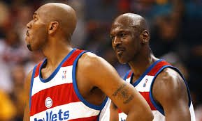 Michael jordan was retired, until he decided to play again in 2001 for the washington wizards. Jerry Stackhouse Dogs Michael Jordan And Says He Regrets Ever Playing With Him On The Washington Wizards Brobible
