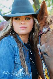 Loved this shoot so much with these beatiful girls! Peyton Potts and Jordyn  Robertson.