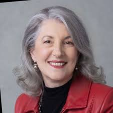 I have some exciting news to share with all of you! I'm now officially a  part of the amazing team at Frazier & Deeter as Accounting Manager in the  growing CAS Practice.