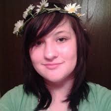 Tory Burns (@ToryLunchable)