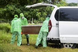 Kantong plastik badan usaha dengan produk. Satu Karyawati Pabrik Di Karanganyar Dikabarkan Meninggal Berstatus Pdp Corona Sebanyak 110 Karyawan Langsung Diliburkan 14 Hari Bertugas Di Bagian Potong Joglosemar News