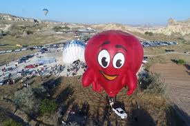 بدء افتتاح مهرجان المناطيد الدولي في كبادوكيا 2019