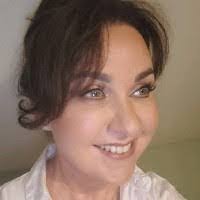 Tracy Blauvelt's Instagram, Twitter & Facebook