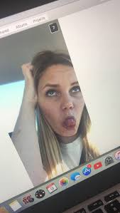 Mariah Moon (@mariahrae14)