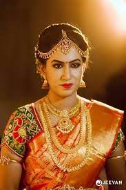 30 Bridal Gold Necklace Designs To Check Out Before Buying Your Wedding Jewellery South Indian Bridal Jewellery Wedding Jewellery Designs Bridal Jewellery Indian