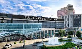Stay With Couples Or Family Package At Four Points By Sheraton Niagara Falls Fallsview In Ontario Dates Into February Niagara Falls Fallsview Casino Family Package