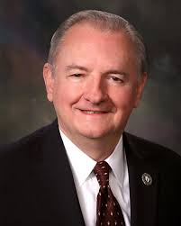 Albert Lorenzo's Instagram, Twitter & Facebook