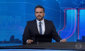 A jornalista é uma personagem introduzida na 4ª temporada, ela foi a âncora que apresentou no jornal, a descoberta dos voô 815 da oceanic na fossa oceânica de sunda ela foi primeiramente vista fazendo a reportagem no começo de confirmed dead. Jornalista Filipe Toledo De Afiliada Da Globo Diz Que Esta Tudo Bem Apos Infarto Emais Estadao