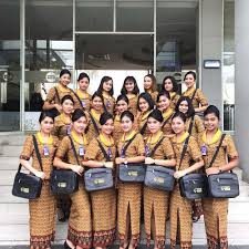 Pasalnya, garuda indonesia sendiri merupakan maskapai penerbangan terbaik di indonesia dan bahkan salah satu yang terbaik di dunia. 5 Sekolah Pramugari Dan Staff Penerbangan Dengan Masa Studi Singkat Highlight Id