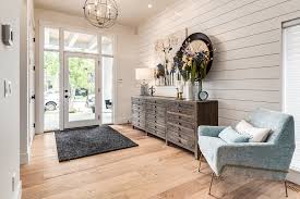 Amber lyon ferguson / leave a comment. Buy Modern Farmhouse Entry Light With A Reserve Price Up To 73 Off